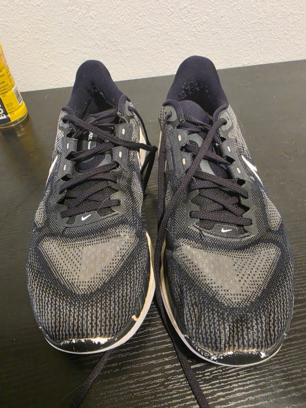 Nike Vomero 17 Men's Lace-Up Sneaker Black/Gray/White FB1309-004 Size 11